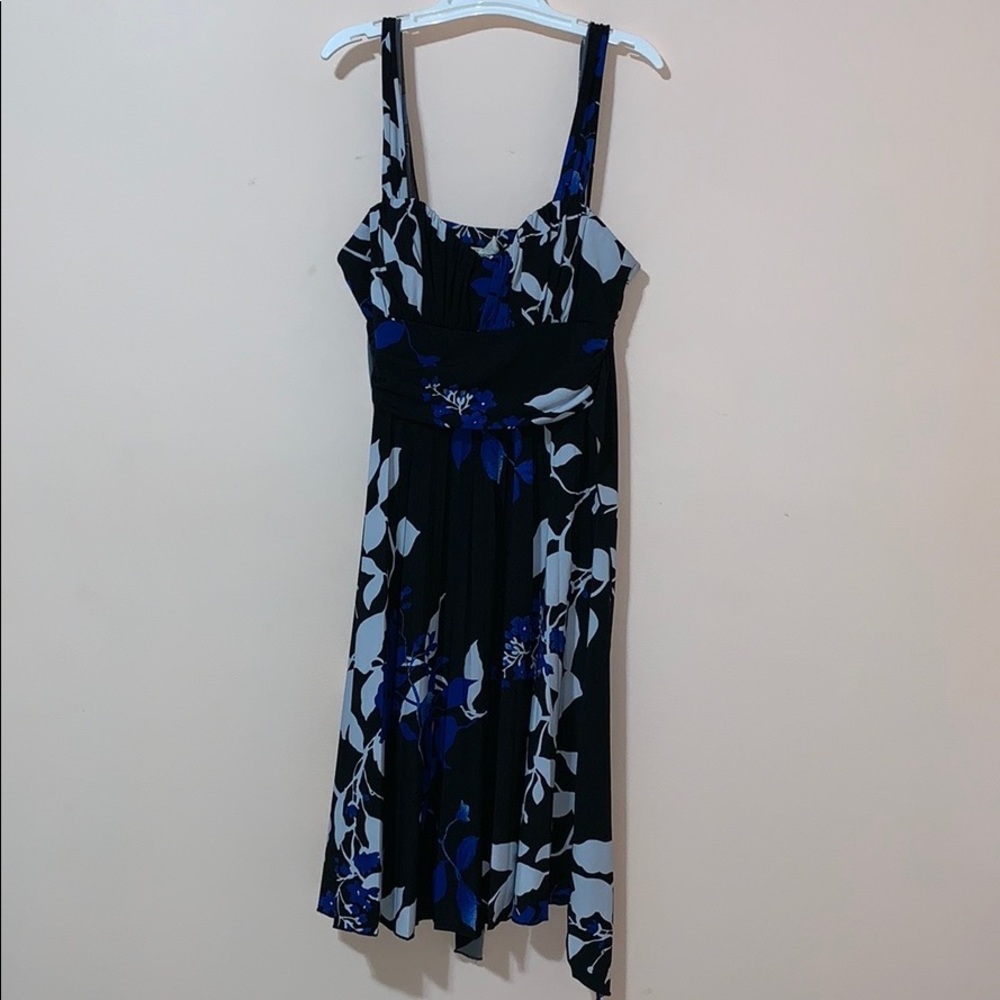 Black White Blue Floral Dress Girl’s Size M